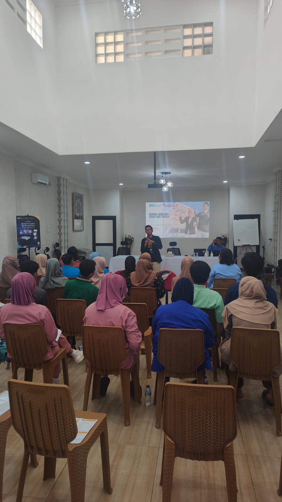 Seminar Service Excellent